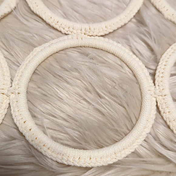 Boho crochet? Scarf hanging rack storage - Picture 2 of 2